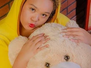 WebCAM of BubblesSquirts