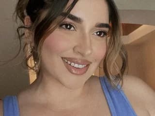 WebCAM of HotBunnyFreak