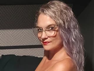 NinaNicoleRoyale WebCAM 