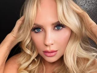 PlayfulPaigeXO WebCAM 