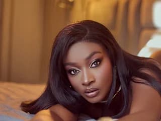 WebCAM of SeleneJades