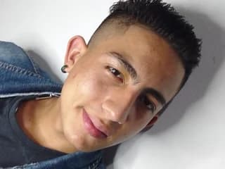 WebCAM of luxuryarleycf