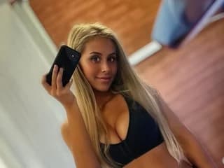 yummycandi21 WebCAM 